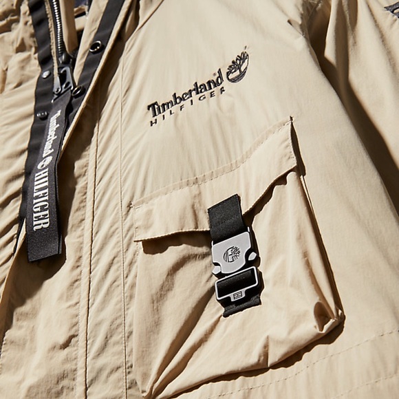 TOMMY HILFIGER X TIMBERLAND® RE-IMAGINED REVERSIBLE CARGO PARKA IN BEIGE - Picture 8 of 8